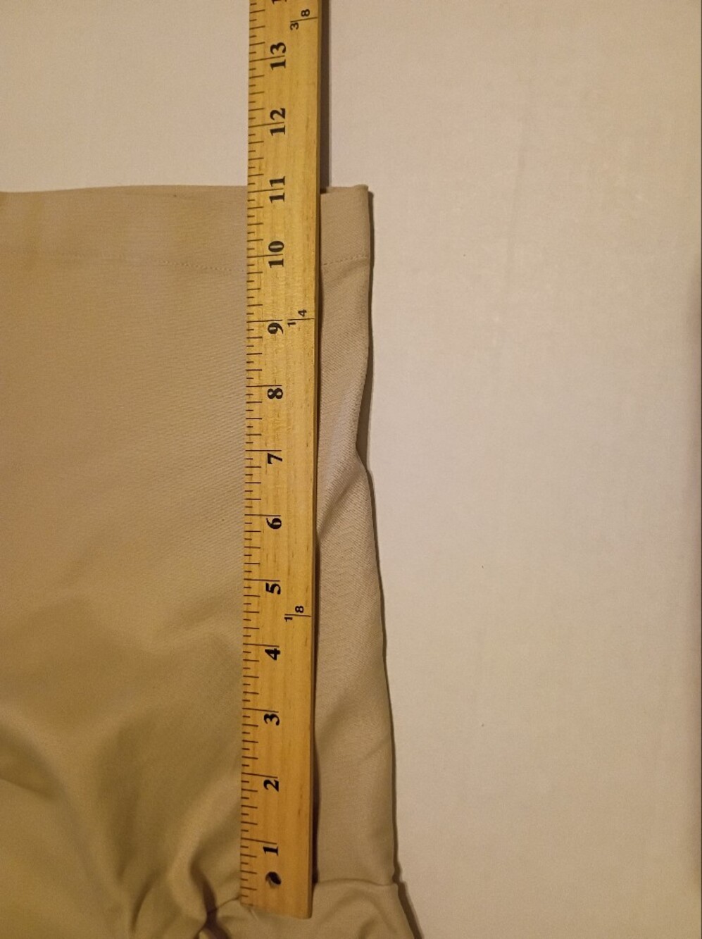 Charter Club Women's Bermuda Shorts in Navy and Tan with Gold-Tone Buckle Sz 12 - Picture 5 of 8